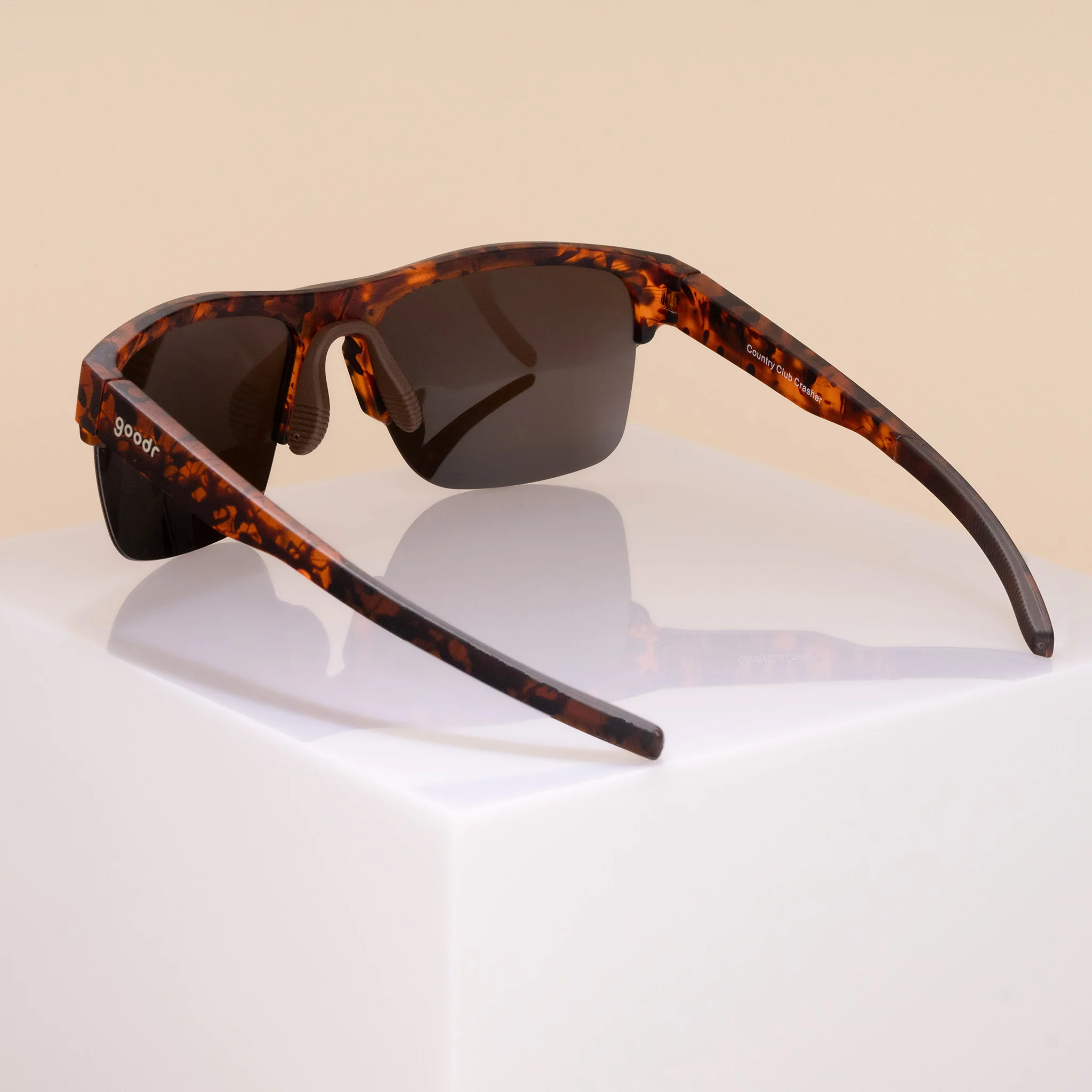 Country Club Crasher - Image 4